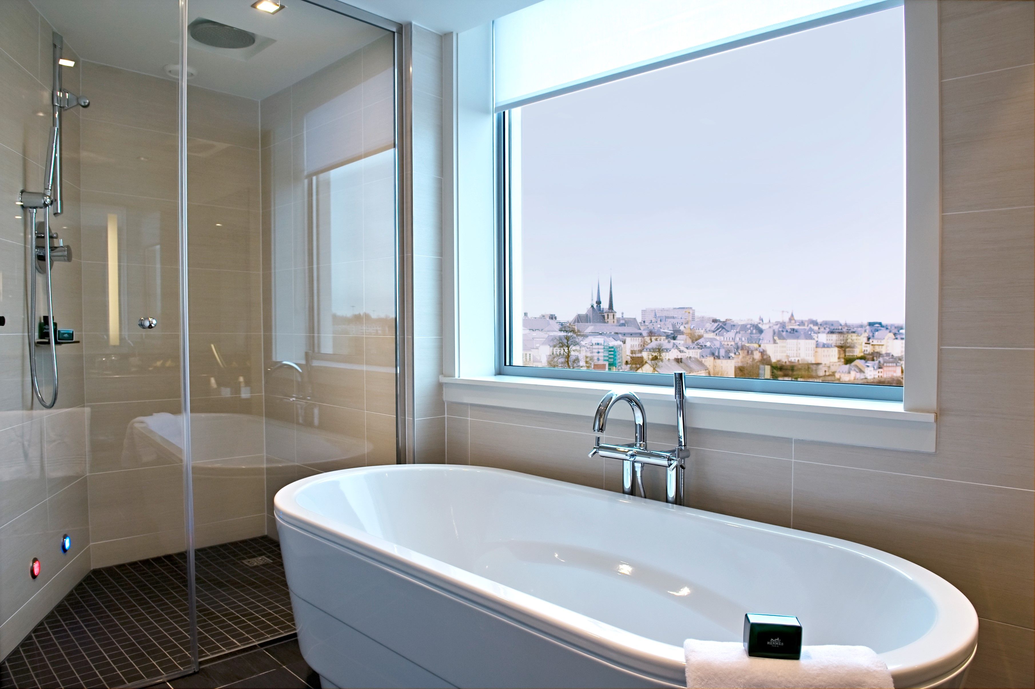 Luxembourg-Sofitel-LGD-Suite-Prestige-bathroom-©Sofitel Luxembourg