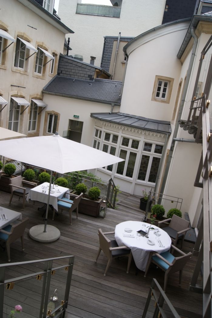 Restaurant La Cristallerie Terrace