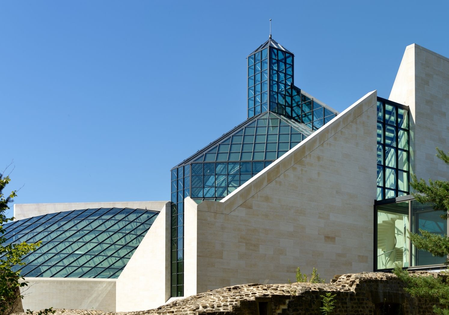 Mudam - Outdoor view