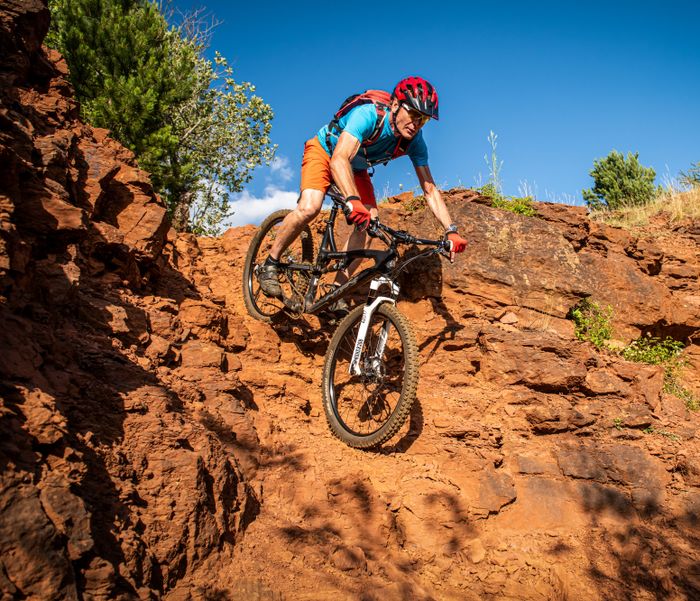 Tour en VTT à travers les terres rouges de la région de Minett