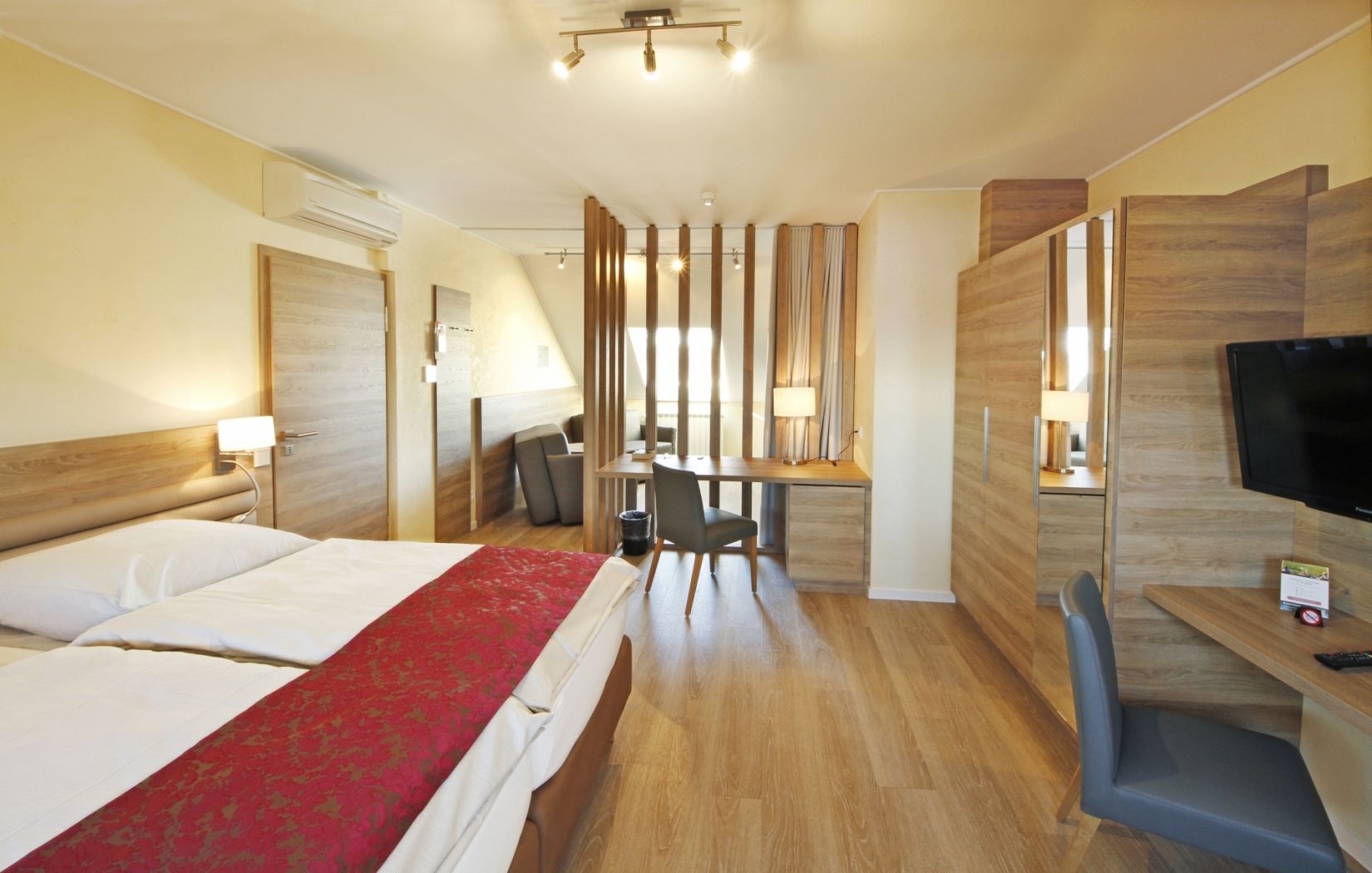Hotel-Restaurant St-Fiacre Room