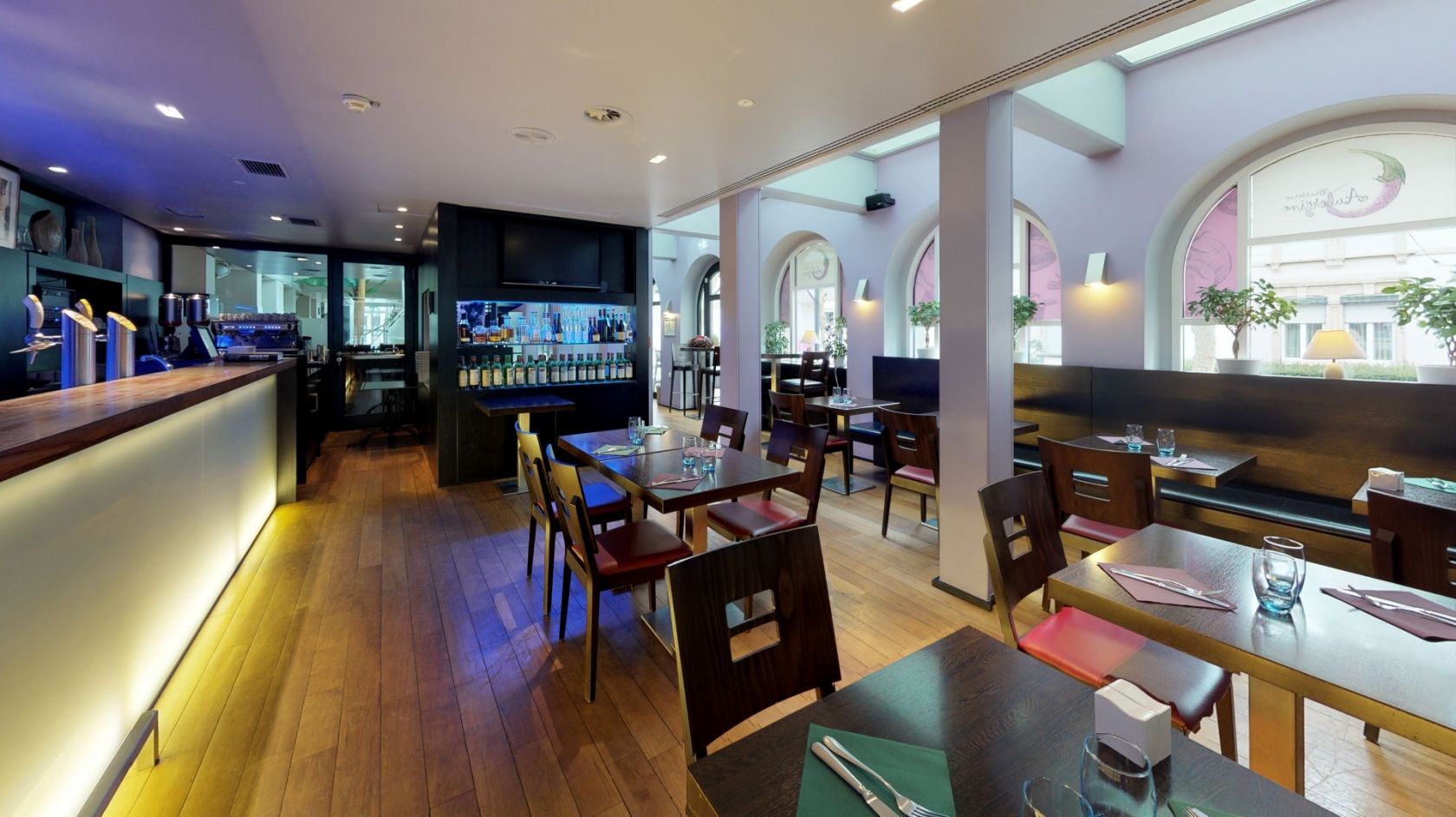 Brasserie Aubergine