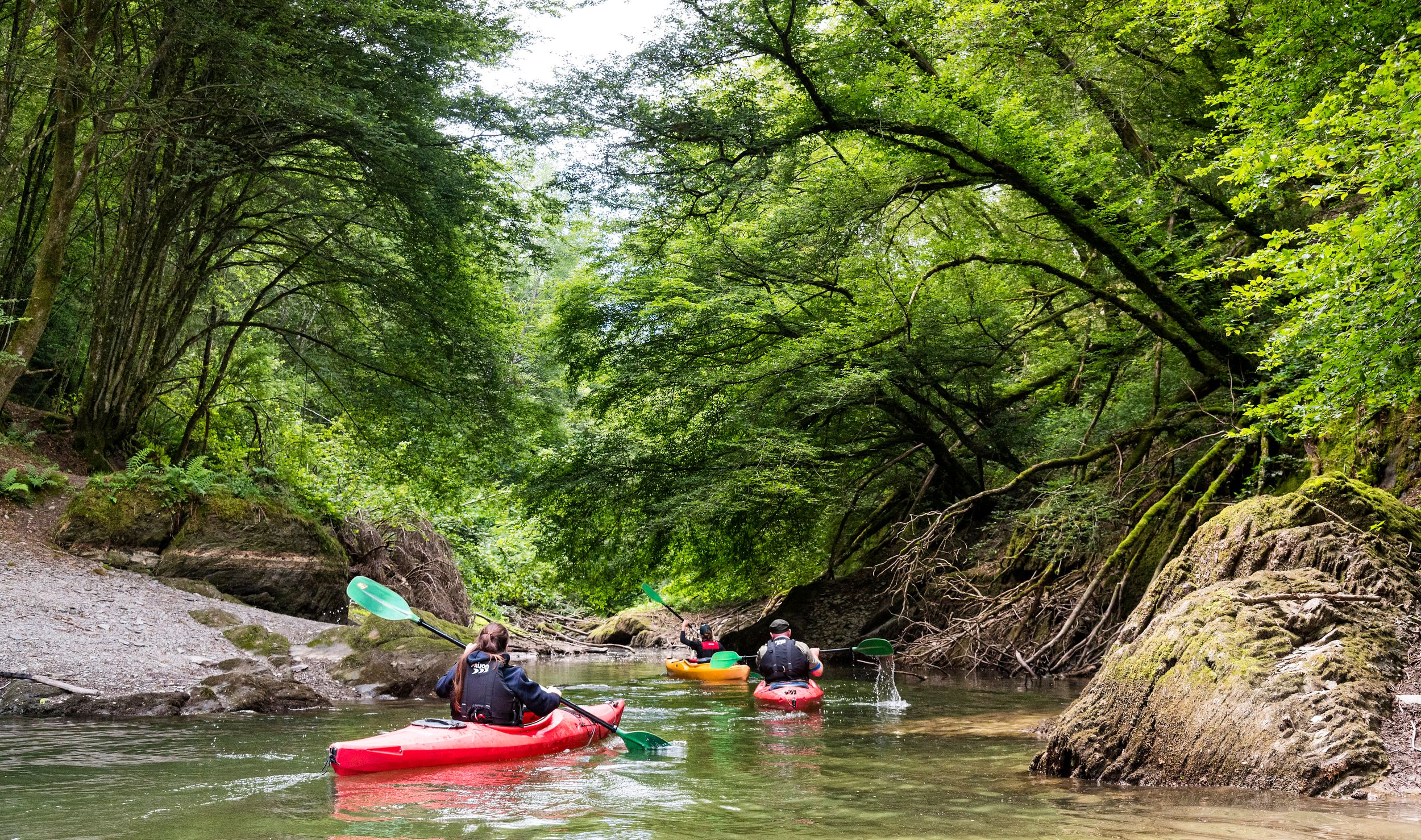 Kayak auf dem Obersauer Stausee in Lultzhausen